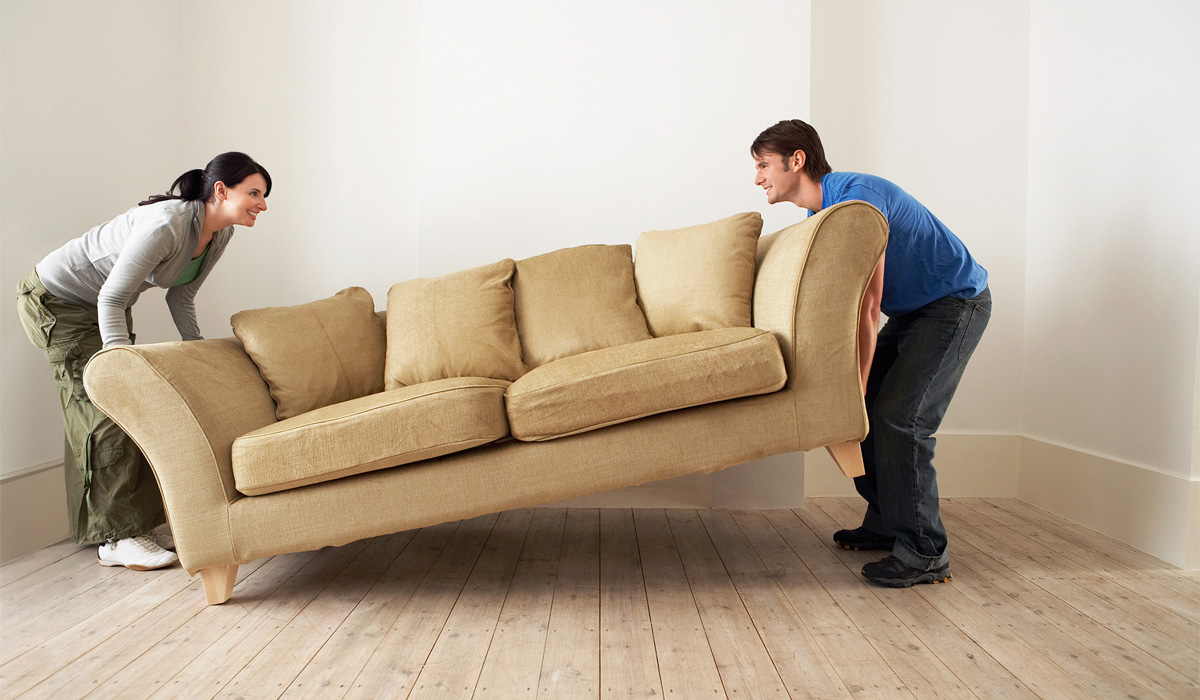 Якщо мова йде про зону комфорту, то основна роль належить м'якому втілення затишку - дивану