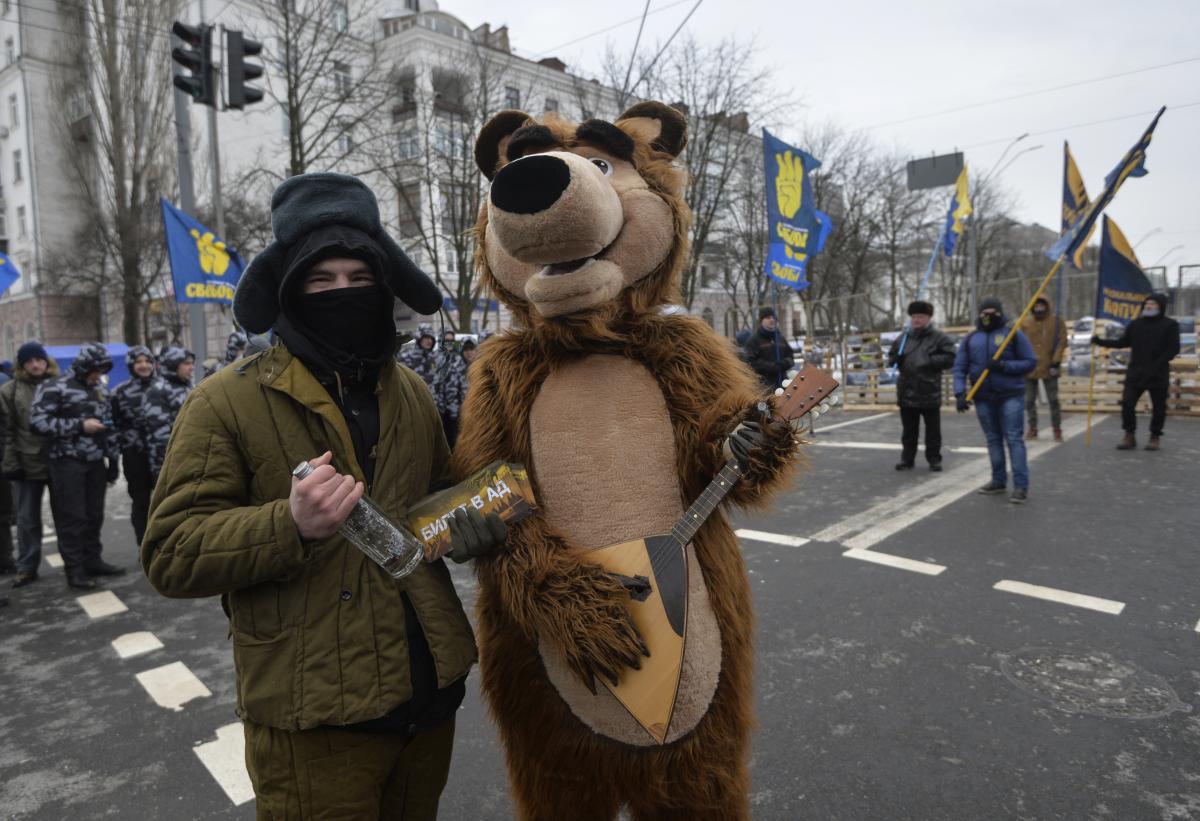 До українському омбудсмену звернулася її російська колега Москалькова з приводу недопуску громадян РФ на виборчі дільниці в російських дипломатичних установах на території України