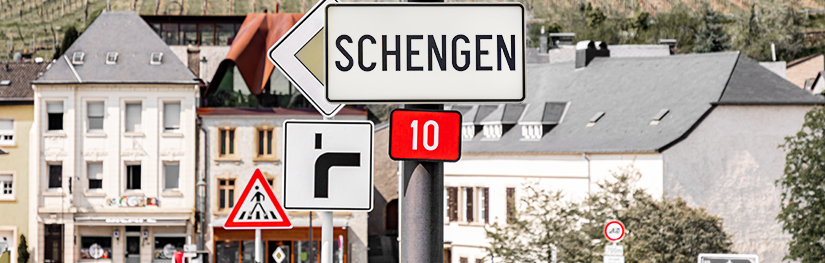 Оформлення візи і в'їзд в країни Шенгенської зони можливий тільки при наявності діючої медстраховки