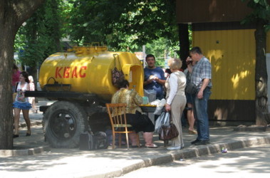 2 червня 2009, 18:10 Переглядів:   Квас в Харкові, фото Л